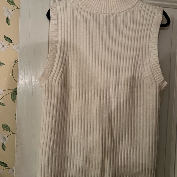 Talbots Cream Ribbed Zip-Up Vest - Picture 3 of 3